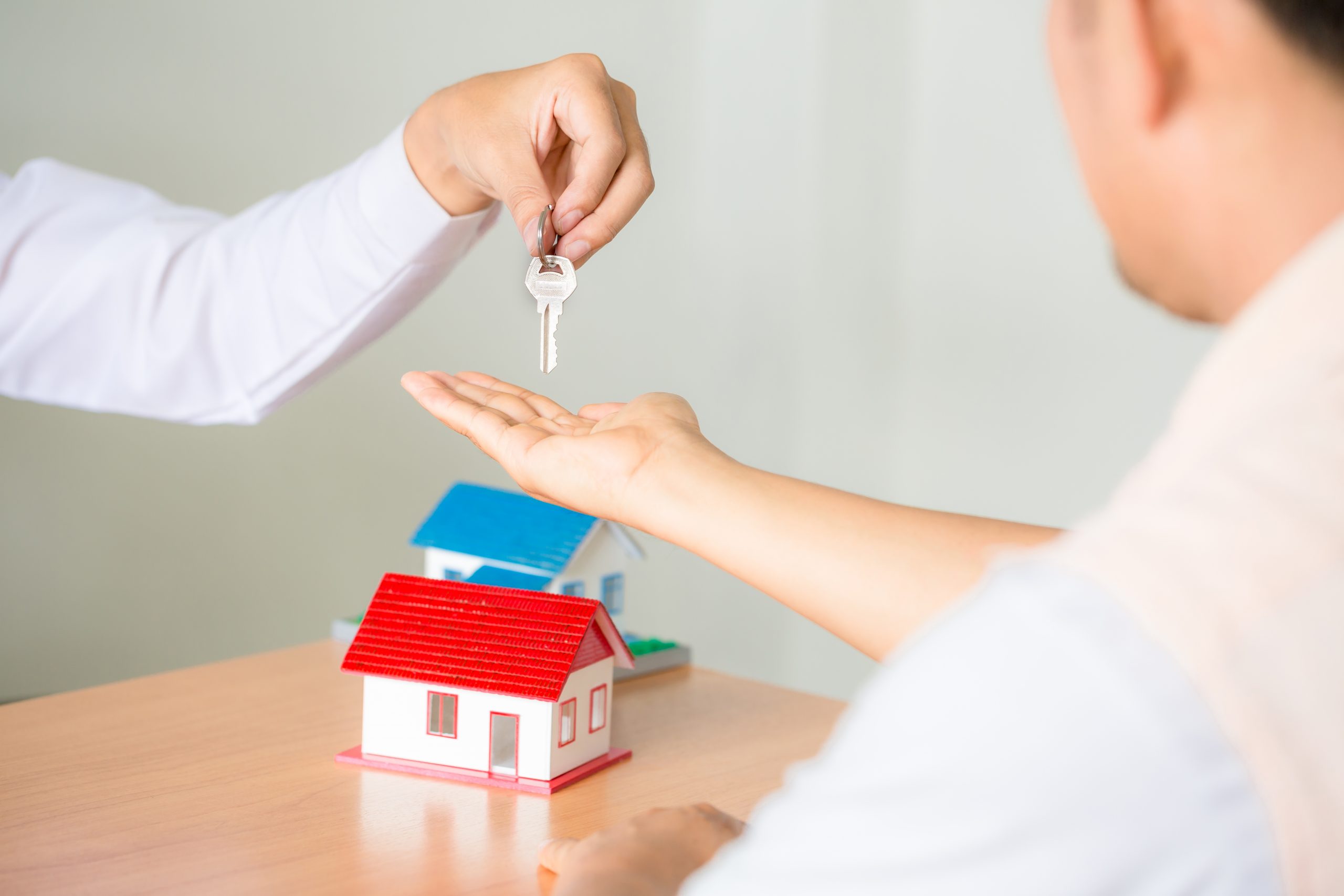 obligation-to-exchange-foreign-currency-on-real-estate-sales-for